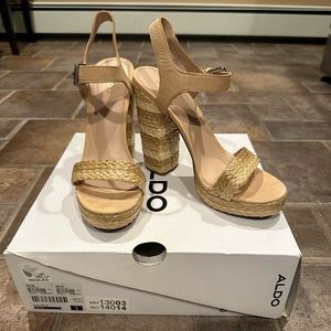 Aldo Huglag Women’s Heel Tan Size 9